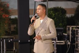 "คนดังนั่งเคลียร์ Debate" ศึก 8 พรรคเดือด กรีดนโยบายเลือดข้น ท้าชนวิสัยทัศน์ โต้ "เหล่าคนดัง" บี้ถาม...เพื่อสิทธิประชาชน!