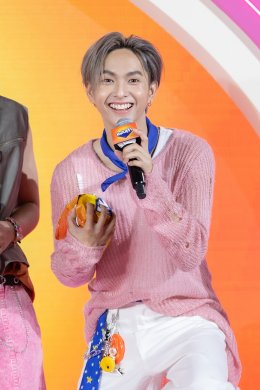 "แฟนต้า" ดึง 'BUS because of you i shine' เปิดเซ้นส์ซ่า 5 สัมผัส กับ "แฟนต้า" ใหม่ กลิ่นลิ้นจี่ พร้อมเซอร์ไพรส์ "แฟนต้า" เฟส กลับมาแน่พฤศจิกานี้!