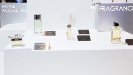 แอบส่องไอเทมลับเสริมหล่อ "ไปป์-มนธภูมิ" และ "นิว-ชยภัค" พร้อม "เอินเอิน-ฟาติมา" เผยเคล็ดลับสวยหน้าใส!! ในงาน "EVEANDBOY BEST SELLING AWARDS 2024"