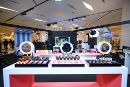 'นุนิว-ชวรินทร์' ร่วมเปิดประสบการณ์ความงามบทใหม่ THE BEAUTY TRANSFORMED COLLECTION ที่งาน "NARS THE HOT ESCAPE EVENT"