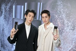 2 หนุ่มฮอต 'ต่อ-ธนภพ' และ 'เจเจ-กฤษณภูมิ'  ร่วมถ่ายทอดกลิ่นหอมใหม่ LE SEL D'ISSEY EAU DE PARFUM  หลอมรวมพลังแห่งทะเลและผืนดิน สะท้อนความหอมฉบับสุภาพบุรุษ ISSEY MIYAKE