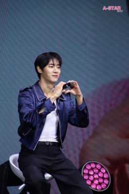 เหยินไปหมดแล้ว! 'ชู ยองอู' ชมแฟนไทยสุดเฟรนด์ลี่ เอเนอร์จีไม่มีอ่อม ทำฮ็อบหนักมาก ในงานแถลงช่าว "2025 CHOO YOUNG WOO ASIA FANMEETING TOUR [Who (is) Choo?] in BANGKOK"