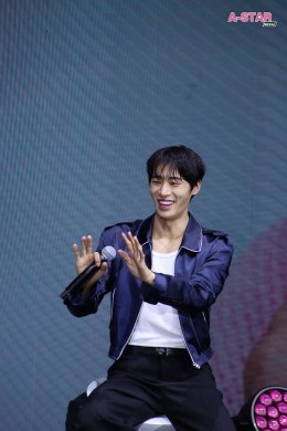 เหยินไปหมดแล้ว! 'ชู ยองอู' ชมแฟนไทยสุดเฟรนด์ลี่ เอเนอร์จีไม่มีอ่อม ทำฮ็อบหนักมาก ในงานแถลงช่าว "2025 CHOO YOUNG WOO ASIA FANMEETING TOUR [Who (is) Choo?] in BANGKOK"