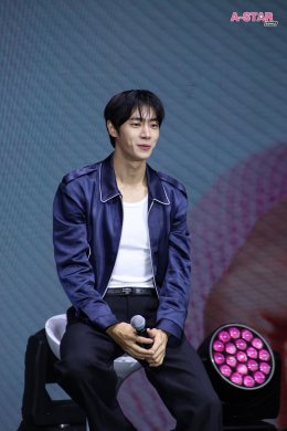 เหยินไปหมดแล้ว! 'ชู ยองอู' ชมแฟนไทยสุดเฟรนด์ลี่ เอเนอร์จีไม่มีอ่อม ทำฮ็อบหนักมาก ในงานแถลงช่าว "2025 CHOO YOUNG WOO ASIA FANMEETING TOUR [Who (is) Choo?] in BANGKOK"