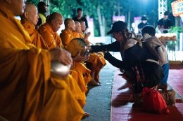 งานเฉลิมฉลองเหนือจินตนาการ Fantastic Circus กลางหุบเขาสวนผึ้ง Chang Music Connection presents Season of Love Song ครั้งที่ 15 กับโชว์พิเศษจาก 14 ศิลปินสุดฮิต 