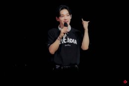 สมการรอคอย! แอ๋วไทยรับความฟิน ความสุขจนล้น CHEN CONCERT TOUR <Arcadia> in BANGKOK