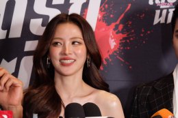 'ใบเฟิร์น-ต่อ-ปอร์เช่' นำทีมเดินพรมแดงเปิดตัวภาพยนตร์แอ็กชั่นไทยรสชาติใหม่จาก Netflix พร้อมถ่ายทอดเรื่องราวความรัก-ความเสียสละ ใน "เลือดรัก นักฆ่า" รับชมได้แล้ววันนี้ ที่ Netflix เท่านั้น! 