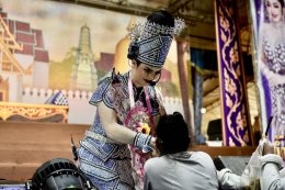 'เพชรพิชญา' เคลียร์พื้นที่ตลาดรอ!! เปิดวิกยิ่งใหญ่ด้วยคณะลิเกเงินล้าน 'ศรราม น้ำเพชร' เข้าชมฟรี! เนื่องในโอกาสครบรอบคล้ายวันเกิดด้วยรูปเหมือนองค์ยืนหลวงปู่ศิลา สิริจันโท ประดิษฐานที่ตลาดเพชรพิชญา จ.นครสวรรค์