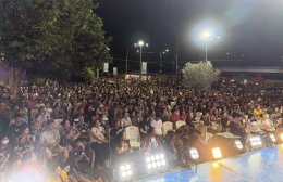 'เพชรพิชญา' เคลียร์พื้นที่ตลาดรอ!! เปิดวิกยิ่งใหญ่ด้วยคณะลิเกเงินล้าน 'ศรราม น้ำเพชร' เข้าชมฟรี! เนื่องในโอกาสครบรอบคล้ายวันเกิดด้วยรูปเหมือนองค์ยืนหลวงปู่ศิลา สิริจันโท ประดิษฐานที่ตลาดเพชรพิชญา จ.นครสวรรค์
