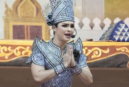 'เพชรพิชญา' เคลียร์พื้นที่ตลาดรอ!! เปิดวิกยิ่งใหญ่ด้วยคณะลิเกเงินล้าน 'ศรราม น้ำเพชร' เข้าชมฟรี! เนื่องในโอกาสครบรอบคล้ายวันเกิดด้วยรูปเหมือนองค์ยืนหลวงปู่ศิลา สิริจันโท ประดิษฐานที่ตลาดเพชรพิชญา จ.นครสวรรค์