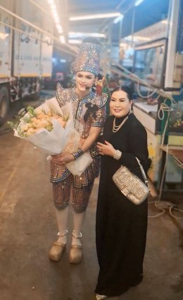 'เพชรพิชญา' เคลียร์พื้นที่ตลาดรอ!! เปิดวิกยิ่งใหญ่ด้วยคณะลิเกเงินล้าน 'ศรราม น้ำเพชร' เข้าชมฟรี! เนื่องในโอกาสครบรอบคล้ายวันเกิดด้วยรูปเหมือนองค์ยืนหลวงปู่ศิลา สิริจันโท ประดิษฐานที่ตลาดเพชรพิชญา จ.นครสวรรค์
