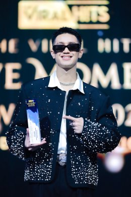 คนบันเทิงคับคั่ง! "The Viral Hits Love Moment Awards 2026" จัดใหญ่ Pride Month สมศักดิ์ศรีเวทีรางวัลมหาชน  เฉลิมฉลองทุกความรัก ทุกโมเมนต์ และทุกพลังจากแฟนคลับ