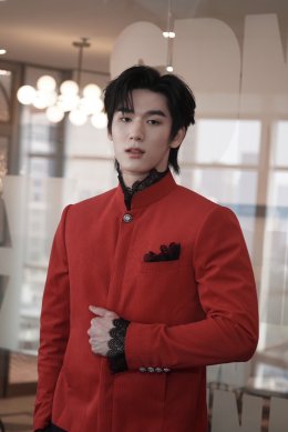  iQIYI Artist ส่ง "มอส ภาณุวัฒน์" โกอินเตอร์! ออร่าพุ่ง แฟนอินโดแห่ต้อนรับห้างแตก! คว้าบทเด่นซีรีส์ดังพร้อมร่วมงาน Gala Premiere จาการ์ตา เตรียมลุยตลาดบันเทิงนานาชาติ