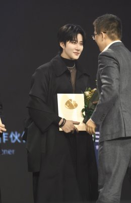 'ไมค์ พิรัชต์' คว้ารางวัลเกียรติยศ 2026 WEIBO Cultural Communication Night ตอกย้ำตัวแทนศิลปินไทยส่งเสริมความร่วมมือเชื่อมสัมพันธ์บันเทิงไทย-จีน