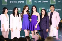 'หลิงหลิง - ออม' ควงคู่ต่อสัญญาพรีเซ็นเตอร์ ปีที่ 2 SPARKLE และ LESASHA พร้อมเสิร์ฟความสนุกให้แฟนคลับในงาน DO DAY DREAM Unlock Better Living 