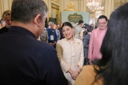 ผ้าไทย popular in  Paris! กรมส่งเสริมวัฒนธรรม กระทรวงวัฒนธรรม จัดกิจกรรม CHUD THAI KNOWLEDGE, CRAFTSMANSHIP AND PRACTICES OF THE THAI NATIONAL COSTUME ณ กรุงปารีส ฝรั่งเศส