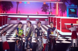 'แจ๊คกี้-จักริน' เสิร์ฟลุค อัปหล่อคูณ 2 ฟินทั้งฮอลล์ ในคอนเสิร์ต "THE SENSE OF FEELINGS presented by CITIZEN"