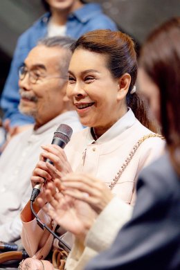 "จังหวะรัก ต่างเจน" ตอกย้ำความสำเร็จ ปลุกมนต์เพลง 'สุนทราภรณ์' เชื่อมทุกเจเนอเรชัน จาก Gen Gap สู่ Gen Groove ชวนครอบครัวกลับมานั่งดูจอเดียวกันอีกครั้ง