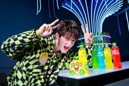 'เอส' ชวน Gen ซ่า มาจ้าให้เกินเบลอร์! เปิดตัวน้ำอัดลมสี Glow Edition 4 รสสุดจึ้ง อวยยศความจ้ากับพรีเซนเตอร์ "GELBOYS"