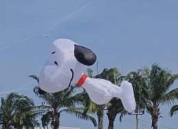 1 ปีมีครั้ง! เทศกาลว่าวนานาชาติ "Pattaya International Kite on the Beach 2025" ที่เซ็นทรัล พัทยา เตรียมพบ Snoopy and the Peanuts ว่าวสุดคิวท์ 12 เมตร พร้อมพาเหรดว่าวยาวที่สุดในไทย กว่า 1 ก.ม. รับแคมเปญ Summer Invitation เริ่ม 26 ก.พ.2 มี.ค. 68