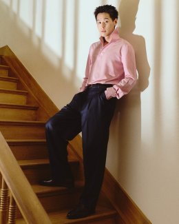 หล่อทะลุเฟรม! 'บิวกิ้น-พุฒิพงศ์' ถ่ายทอดลุคสุดเนี้ยบ ในแคมเปญ "THE QUINTESSENCE OF VVON" ฉลองครบรอบ 13 ปี VVON SUGUNNASIL