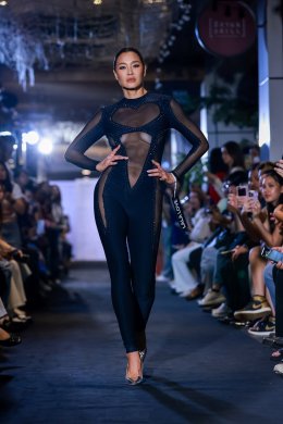 เซ็นทรัลเวิลด์ จับมือ ลูกเกด-เมทินี จัดงาน "Muse by Metinee x centralwOrld Showcase" พร้อมแท็กทีม แอนโทเนีย, รัศมีแข, มะตูม และโมเดล 150 ชีวิต เดินบนรันเวย์ยาว 80 ม. ตอกย้ำความสำเร็จส่งท้ายแคมเปญ centralwOrld fashion citizens