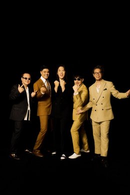 แอบส่องเบื้องหลัง! "ETC." ฟิตถ่ายโปสเตอร์ เตรียมเซอร์ไพรส์ครั้งใหญ่ที่แฟนเพลงห้ามกระพริบตา!