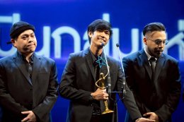 วง COCKTAIL ปีสุดท้าย! คว้ารางวัลศิลปินกลุ่มแห่งปี NINEENTERTAIN AWARDS 2025 พร้อมถ้อยคำสุดซึ้งจากทั้ง 6 สมาชิก