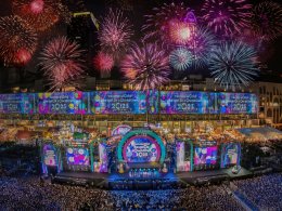 'พีพี-บิวกิ้น' นำทีม ศิลปิน T-POP ระดับท็อปเจ้าของสถิติ Sold-out ทุกโชว์ รวมพลังเขย่าเวที Entertainment Countdown ที่ดีที่สุดตลอดกาล ที่เซ็นทรัลเวิลด์ Time Square of Asia พร้อมกระจายพลังความสุขสู่เคานต์ดาวน์แลนด์มาร์ก 13 แห่งทั่วประเทศ