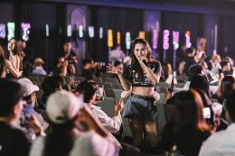 จักรวาลสะเทือนฮอลล์! "COSMOS Glitter From Star Concert" ระเบิดพลัง 11 สาว COSMOS สุดปัง! น้ำตา-เสียงกรี๊ด-โปรดักชันจัดเต็ม สนั่น Phenix Grand Ballroom