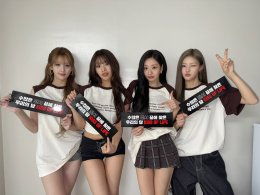 ไม่ลืมที่จะเริ่ดแบบตัวแม่ 'KISS OF LIFE' อย่าลืมที่จะจองบัตร #KIOF_DEJAVU_inBKK เสาร์นี้ 4.4 'โฟร์วันวันฯ' เปิดระบบไทยทิคเก็ตเมเจอร์ทุกช่องทาง!!