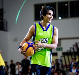 หล่อทะลุกราฟ-ชูททะลุห่วง! กับ 3 พรีเซนเตอร์เอส 'เจฟ ซาเตอร์' 'มีน นิชคุณ' 'พาย CIR*CRL' ท้าดวลนักบาสฮอต เปิดแคมเปญ "est COLA 3x3 Basketball U-League" ลีกแข่งบาสสุด Awesome ชวน Gen Z ดื่ม "est Shoot Salty Lemona
