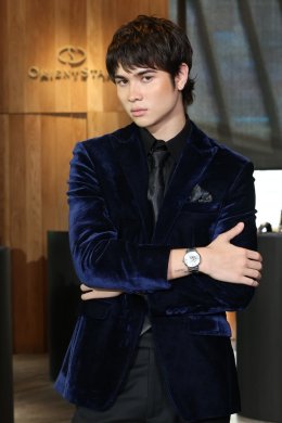 มีน-พีรวิชญ์ หล่อทะลุจักรวาล! ร่วมฉลองเปิด ORIENT STAR คอนเซปต์บูติคแห่งแรกของโลก พร้อมเผยโฉมนาฬิการุ่น "Land of Smile" สุดเอ็กซ์คลูซีฟ