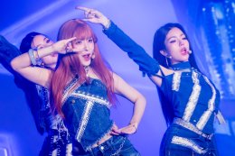 COSMOS เขย่าไทเป! 11 สาว T-POP ไทย จัดเต็มคอนเสิร์ตแรก ฉลองครบรอบ 3 ปี เสิร์ฟโชว์สะกดอินเตอร์แฟน ใน "COSMOS 1st Music Concert in Taipei"