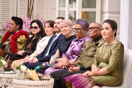 Miss International Queen® 2026 ถ่ายทอดความงดงามของชุดไทยพระราชนิยม ควบคู่แฟชั่นร่วมสมัยจากผ้าโขมพัสตร์ สู่สายตาชาวโลก ในงาน The High Tea Heritage: Culture & Couture