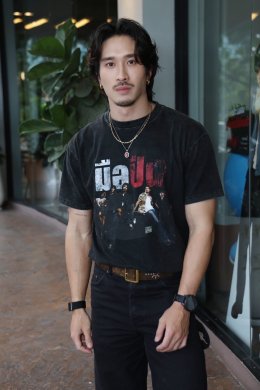 "มือปืน" จัดรอบปฐมทัศน์ ยิ่งใหญ่ เนรมิตงานวัดกลางรัชโยธิน พร้อมลั่นไกสาดกระสุน!!! 27 พฤศจิกายนนี้ 