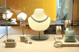 'เอมมี่-มรกต' เปิดตัวสุดปังฐานะ Friend of FOPE คนแรกในไทย ร่วมเฉิดฉายในงาน Scintilla Gioielli เปิดตัว FOPE 2025 คอลเลกชัน 