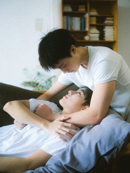 อุ้ยยังไงซิ! 'โอ๋ สตาร์ฮันเตอร์' สปอยล์รูปคู่นักแสดงหน้าใหม่ พาย้อนยุค "รักแห่งสยาม" แย้มมีบิ๊กโปรเจกต์ซีรีส์วายเรื่องใหม่ แฟนคลับเตรียมกรี๊ด
