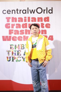 "ไมกี้ ปณิธาณ" โชว์ฟินาเล่บนรันเวย์สุดปัง แท็กทีมนักศึกษาอวดสกิลแฟชั่นดีไซน์ centralwOrld Thailand Graduate Fashion Week 2024 หนุนผลงานคนรุ่นใหม่    