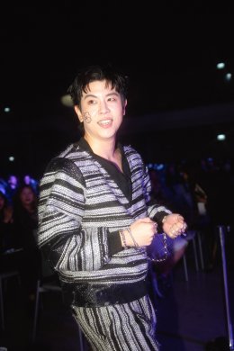 'Tilly Birds' คว้ารางวัล "Best International Song Of The Year" จากเพลง "Never A Waste Of Time"  พร้อมทิ้งปริศนาใหม่บนเวที "The Guitar Mag Awards 2026"