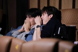 "ทรูวิชั่นส์ นาว" เสิร์ฟโมเมนต์สุดพีก! 3 หนุ่ม VOC 'วิคเตอร์-อองรี-โชกุน' แท็กทีมโชว์ Busking ก่อนชวนแฟนๆ ปิดโรงดู "WHERE I WANNA BE (ที่ที่มีเธอ)" รอบพรีเมียร์แบบใกล้ชิด!!!