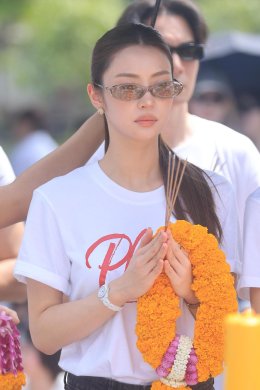 'ลีน่า-หมิว' นำทีมบวงสรวงซีรีส์ "PLS Love รักได้ไหม" เสริมความปัง! แฟนคลับส่งฟู้ดทรัคจัดเต็ม 21 คัน พร้อมเปิดความแซ่บ 11 ก.ย. 2569