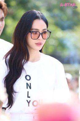'หลิง - ออม' นำทีมบวงสรวงซีรีส์ "เพียงเธอ Only You The Series" แฟนคลับให้กำลังใจแน่น เตรียมจิ้นกันได้เลย เริ่มตอนแรก 18 ก.ค. นี้