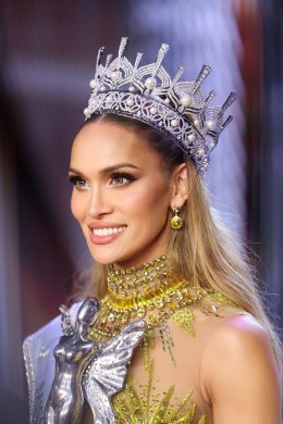 Miss International Queen® ฉลอง 20 ปีอย่างสมศักดิ์ศรี Lo Colby จากสหรัฐอเมริกา คว้ามงกุฎ Miss International Queen® 2026 ในรอบ The Crowning Finale ท่ามกลางสีสัน เสียงเชียร์ และสายตาผู้ชมจากทั่วโลก