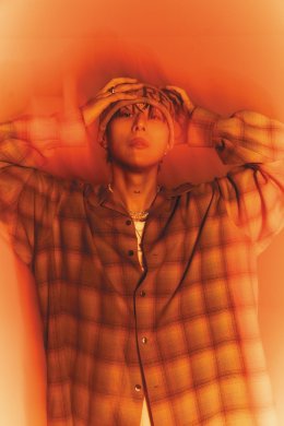 แร็ปเปอร์สุดเท่ "pH-1" (พีเอช-1) ขนขบวนซูเปอร์สตาร์ CHIKA,  P-Lo , DeVita , Oygli และ สุดยอดแร็ปเปอร์หญิงชาวไทย "MILLI" ร่วมงานโปรเจ็กต์ "POP OFF" พร้อมปล่อยซิงเกิล และ มิวสิควิดีโอ “ROSETTA” เขย่าหัวใจแฟนๆ แล้ววันนี้!!