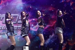 จักรวาลสะเทือนฮอลล์! "COSMOS Glitter From Star Concert" ระเบิดพลัง 11 สาว COSMOS สุดปัง! น้ำตา-เสียงกรี๊ด-โปรดักชันจัดเต็ม สนั่น Phenix Grand Ballroom