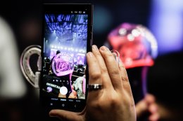 จักรวาลสะเทือนฮอลล์! "COSMOS Glitter From Star Concert" ระเบิดพลัง 11 สาว COSMOS สุดปัง! น้ำตา-เสียงกรี๊ด-โปรดักชันจัดเต็ม สนั่น Phenix Grand Ballroom