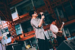 'BEDROOM AUDIO - THE JUKKS - CORNBOI' นำทีมศิลปินสาดความมันส์! น้องๆ วัยทีน 3 รั้วโรงเรียนดัง..กรี๊ดสนั่น "คอนเสิร์ตศาสตร์ 2025"