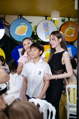 'เอ๋ - พรทิพย์' ควง 'ป๋อ - ณัฐวุฒิ' คัมแบ็กแบรนด์สุขภาพ เปิดตัว Aelova Lava Plus สูตรใหม่ วิตามินเม็ดฟู่ ทางเลือกดูแลสุขภาพในชีวิตประจำวัน