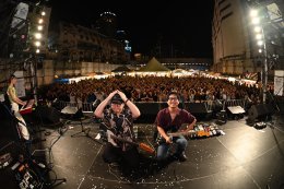 "Snow Ville 2025 presented by mMilk"  อบอวลด้วยเสียงเพลงและความสุขส่งท้ายปี!! ศิลปินฮอตโชว์ร้อง-เต้นจัดเต็ม!! แฟนเพลงนับพันแห่เชียร์แน่น SW1 MARKET